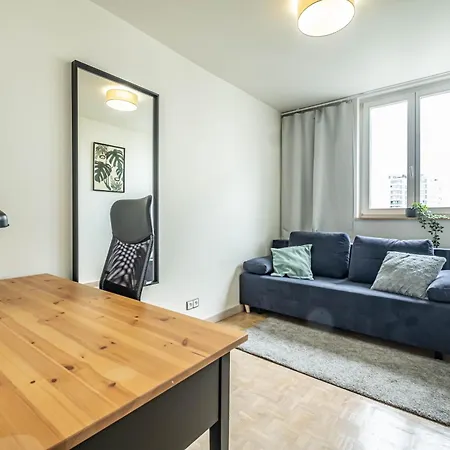 Center Tower View Apartment Warsaw