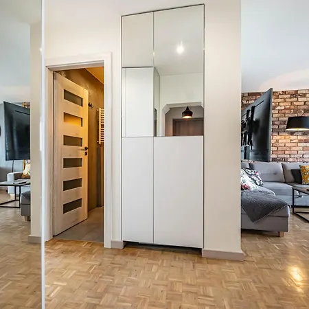 Center Tower View Apartment